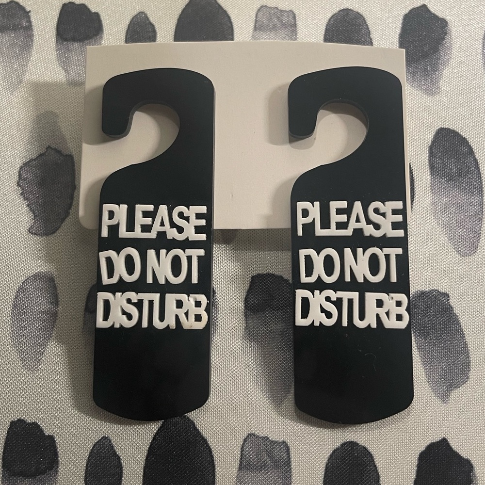 COPY - PLEASE DO NOT DISTURB Door Sign Earrings